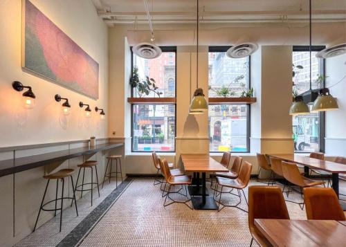 Hudson's Block Stephen Avenue Retail Interior 2